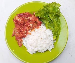 Ini Caranya Ayam geprek sambal kencur Enak Bergizi Ini Caranya Ayam geprek sambal kencur Enak Bergizi