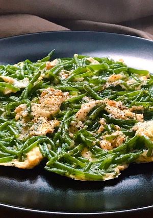 Hình của món 💚 Trứng Chiên Rau Ngón Biển (Samphire, Salicorne).