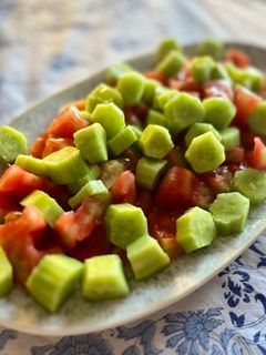 Una foto de Alficoz con tomate trinchado ¡no puede ser más cena de verano!