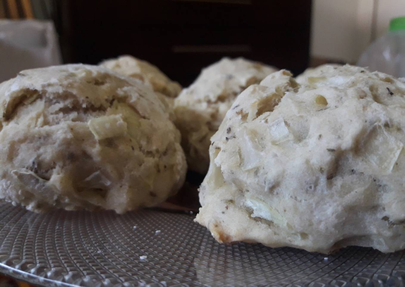 Pan saborizado de orégano y cebolla