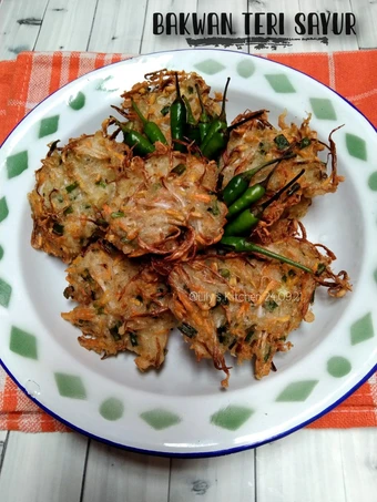 Langkah Gampang Menyiapkan Resep 464.Bakwan Teri Sayur yang Bisa Manjain Lidah Anti Ribet, Uenak Banget