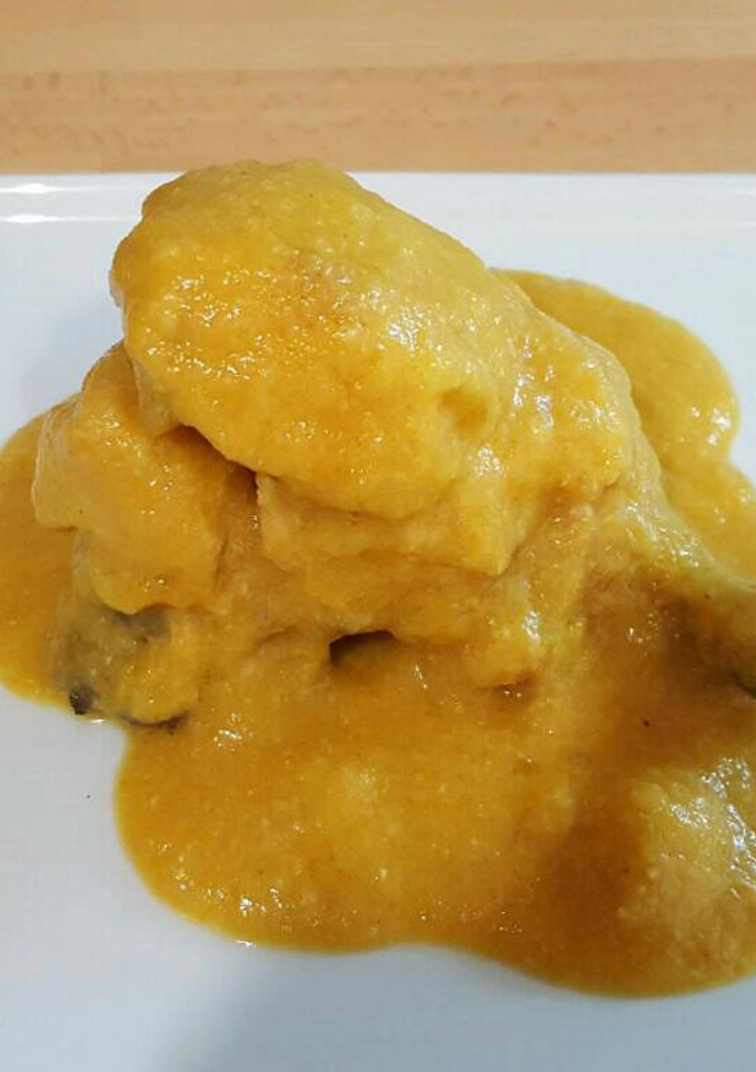 Una foto de Pollo de coral en pepitoria