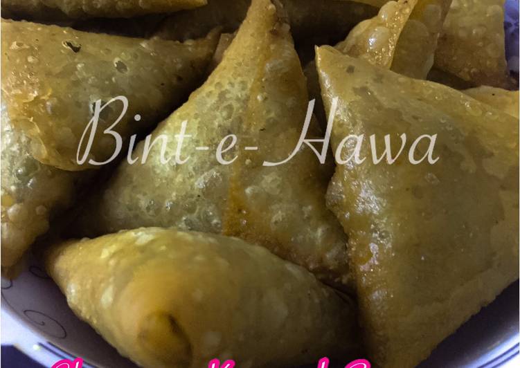 Easiest Way to Make Super Quick Homemade Qeemay k Samosay (How to wrap samosa step by step)