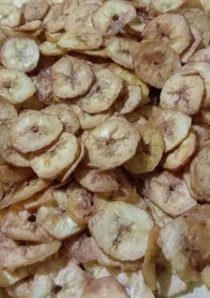 केले के चिप्स (kele ke chips recipe in Hindi) रेसिपी मुख्य फोटो