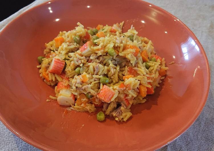 Easiest Way to Make Perfect Rice with Tuna and Vegetables