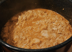 Una foto de Arroz con pollo 🍚🍗 ¡Fácil y rico!