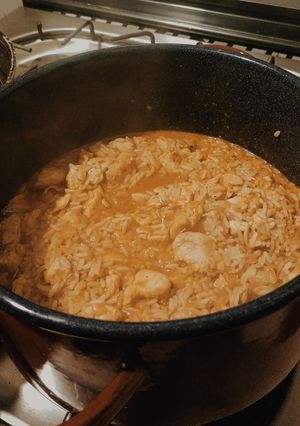 Una foto de Arroz con pollo 🍚🍗 ¡Fácil y rico!