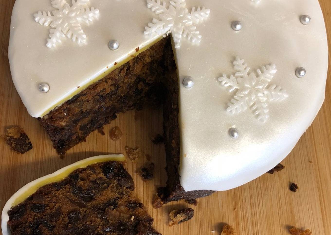 Easy Last Minute Christmas Cake