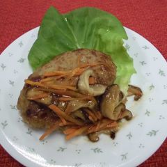 A picture of Cabbage hamburger steak.