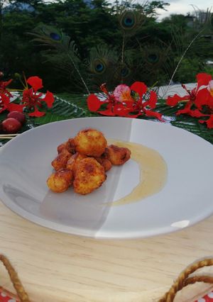 Una foto de Pollo rebozado con salsa de piña