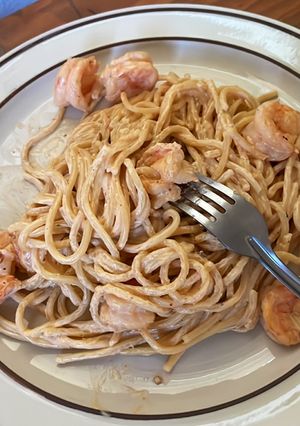 Una foto de Spaghetti con camarón y chipotle