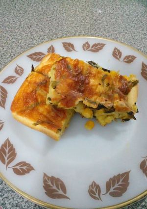 Una foto de Pan de elote con rajas