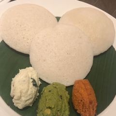 A picture of Idli.