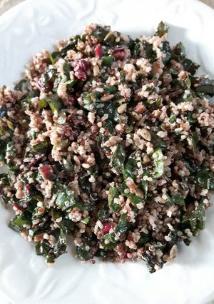 A picture of Swiss chard & quinoa salad.