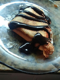 Una foto de Panqueque de dulce de leche y chocolate