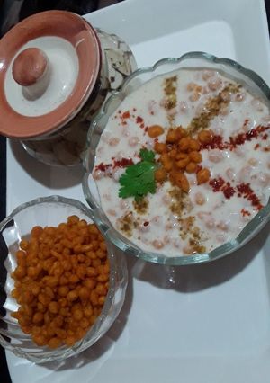 બુંદી નું રાઇતું (Boondi Raita Recipe In Gujarati) રેસીપી મુખ્ય ફોટો