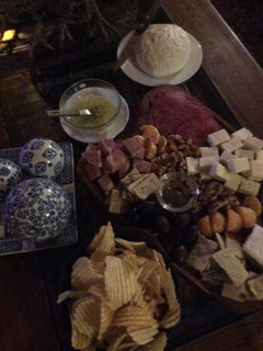 Una foto de Aperitivo de fin de semana en reemplazo de comida o cena