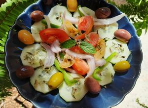 Une photo de Salade de crudités au citron confit et origan 🍴
