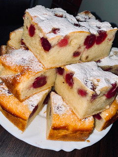 Bögrés kevert cseresznyés süti 🥧🍒 recept fotója