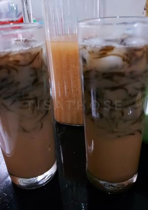Foto resep Es Tea Yakult Cincau ala Those
