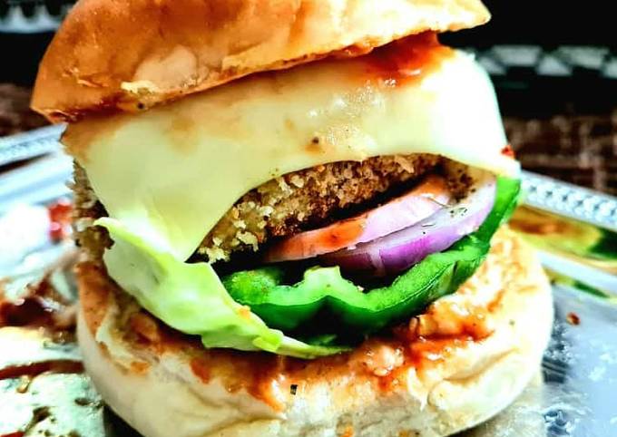 Recipe of Mario Batali Vegetable Aloo Tikki Burger