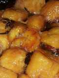Plátanos al caldero con zumo de chinola