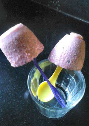 A picture of Pumpkin beetroot kulfi.