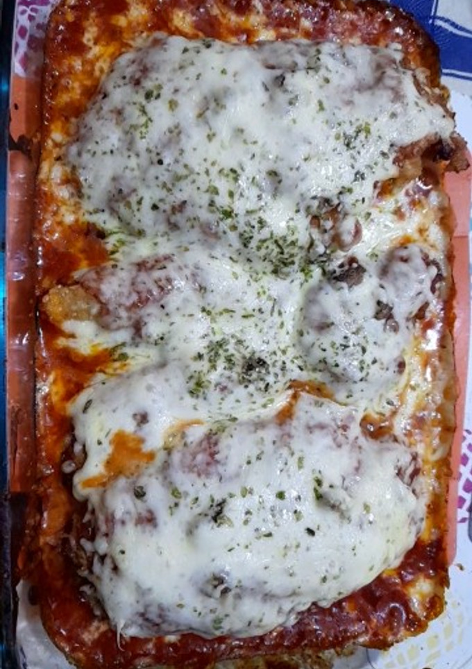 Una foto de Pollo relleno con queso y champiñones