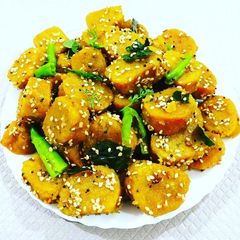 A picture of Left over khichdi k muthiya Gujarati snack.