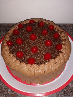 Una foto de Postre de chocolate para cumpleaños
