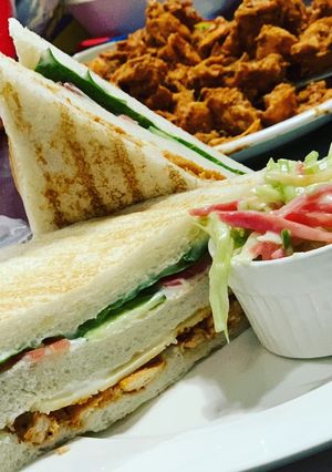 A picture of Queen Sandwich.