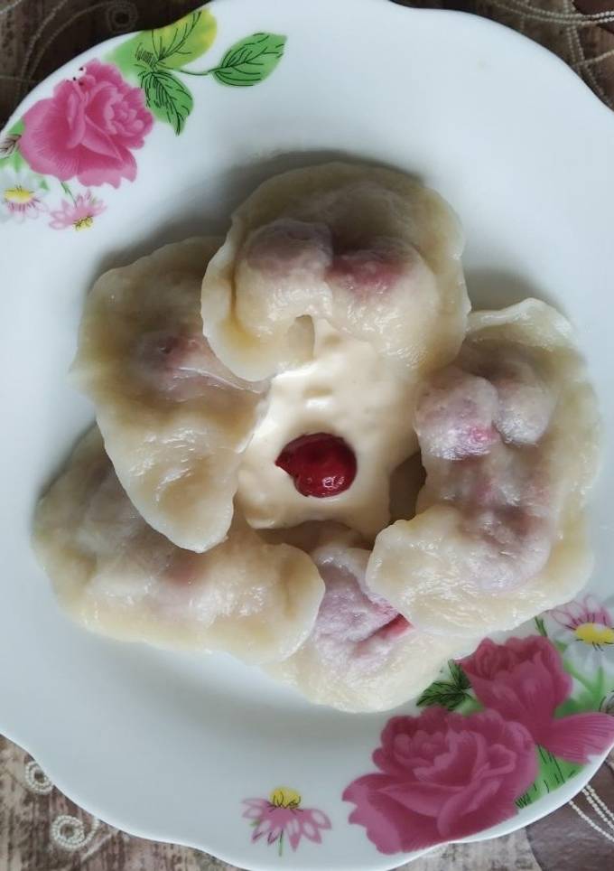 Вареники з вишнями