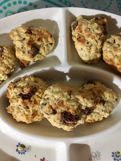 Una foto de Galletas de avena con chips de chocolate