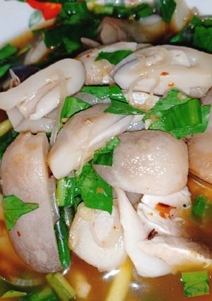 รูปของ ยำเห็ดฟาง 🍄🌶️🍄