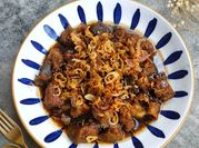 Gambar semur daging tradisional