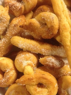 Una foto de Rosquillas de anís llenas de recuerdos 🌹🌹🌹