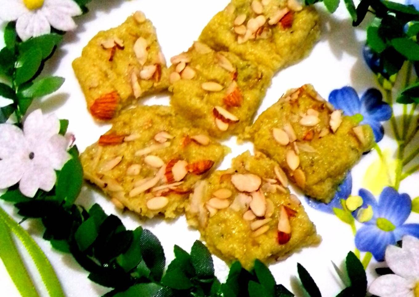 Mango milkcake / Mango barfi
