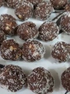 ராகி லட்டு (Ragi laddu) செய்முறை முக்கிய புகைப்படம்