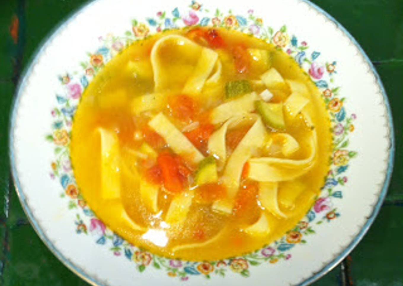 Sopa de tallarín a la francesa