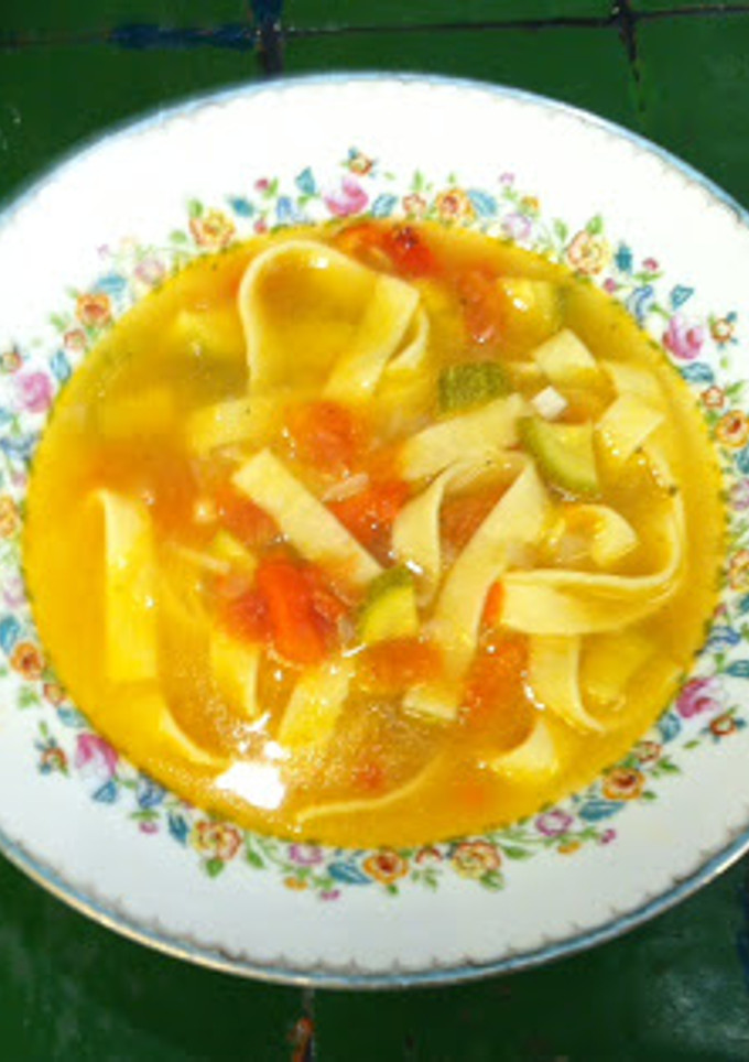 Una foto de Sopa de tallarín a la francesa