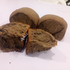 A picture of Easy brown bread.
