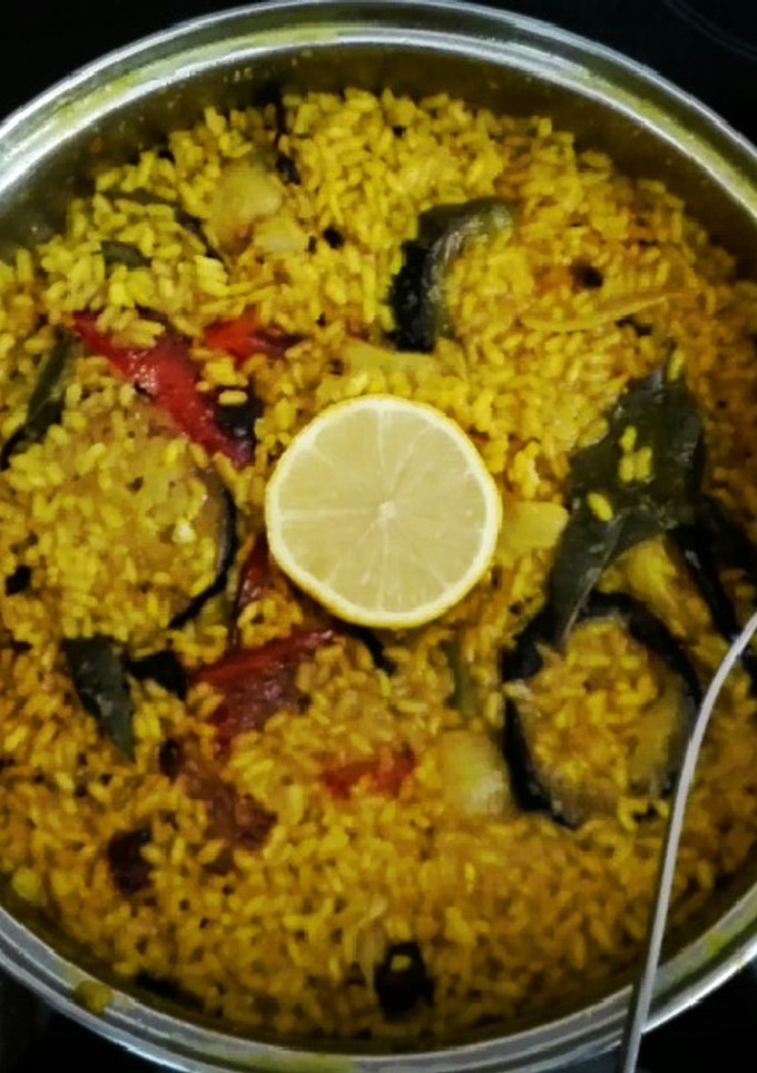 Una foto de Paella de verduras