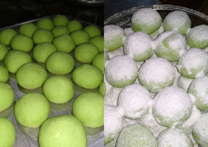 Easiest Way to Prepare Perfect Putri salju pandan (pandan snow ball cookies)