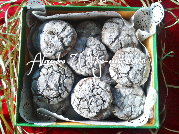 Resep Fugy Chocolate Crinkle Cookies, Menggugah Selera