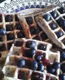 Waffles de arándanos aptos para celíacos y sin azúcar