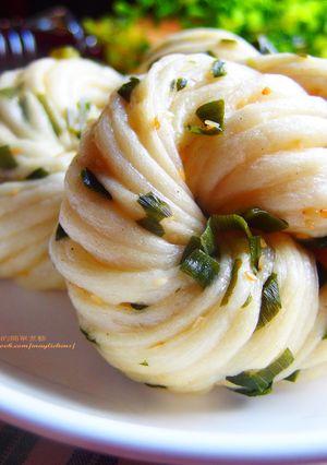 麻油香蔥花捲 的食譜成品照片
