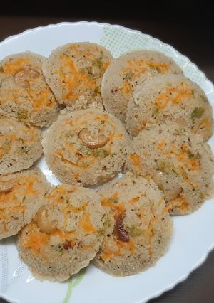 A picture of Instant Oats Idli.