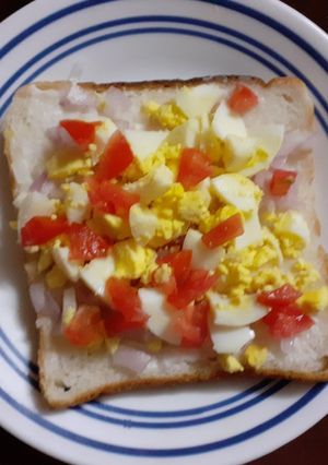 A picture of Open egg sandwich.