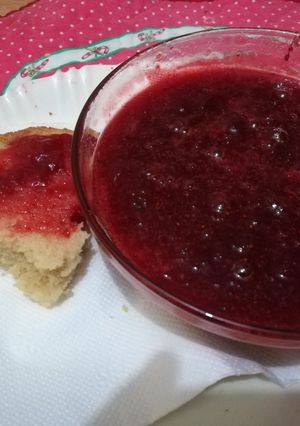 A picture of Strawberry jam.