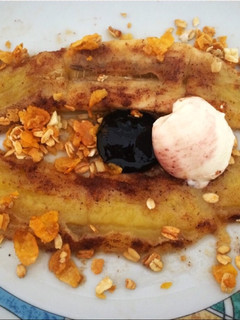 Una foto de Postre light en 1 minuto: banana caramelizada al microondas